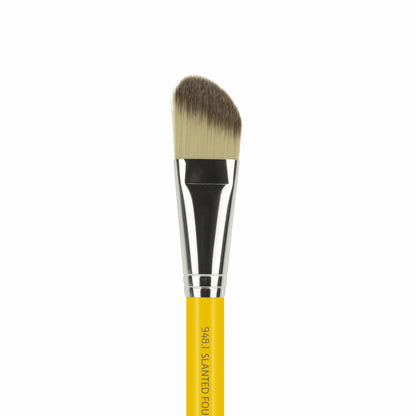 Brocha para rostro 948.1 Slanted foundation