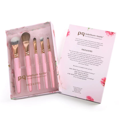 Set de Brochas Pink Golden Triangle para Rostro y Ojos