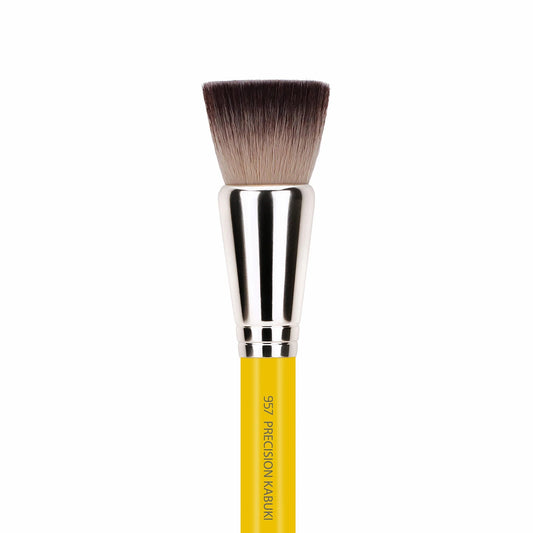 Brocha para rostro 957 Precision Kabuki